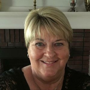 Meet your Posher, Marcia